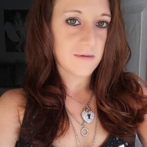 Meet your Posher, Carrie